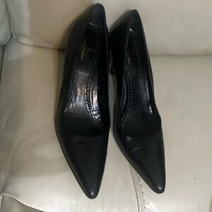 BROOKS BROTHERS STILETTO BLACK GENUINE LEATHER SHOES‎ SIZE 9